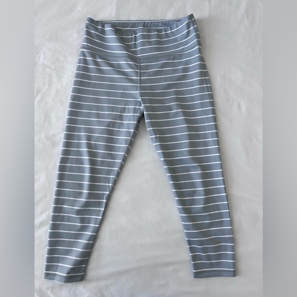 KIAVA Striped Capri Leggings